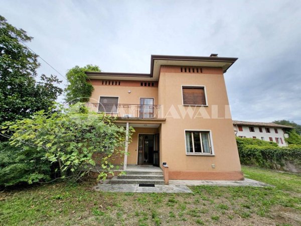 casa indipendente in vendita a Cordenons
