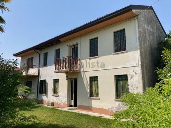 casa indipendente in vendita a Cordenons