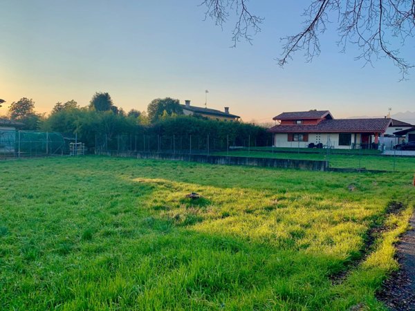 terreno edificabile in vendita a Cordenons