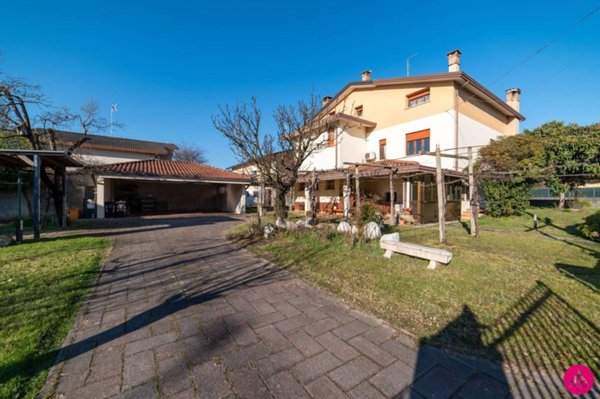 casa indipendente in vendita a Cordenons