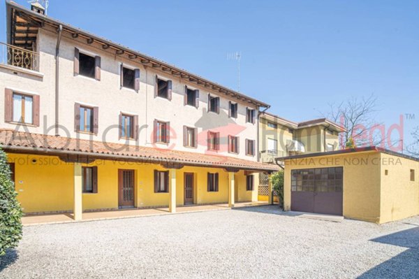 casa indipendente in vendita a Cordenons