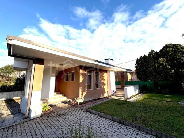 casa indipendente in vendita a Cordenons