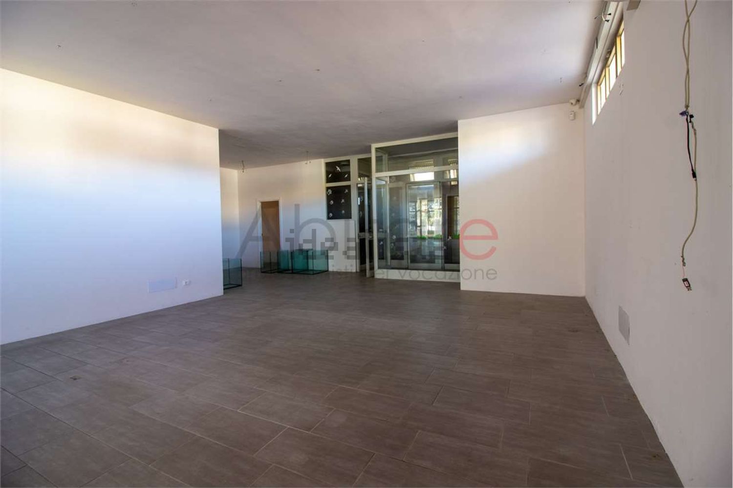 locale commerciale in vendita a Cordenons