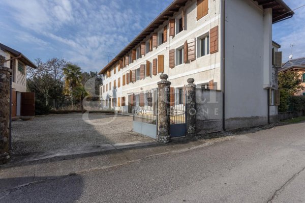 casa indipendente in vendita a Cordenons