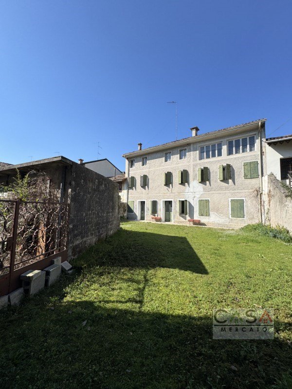 casa indipendente in vendita a Cordenons