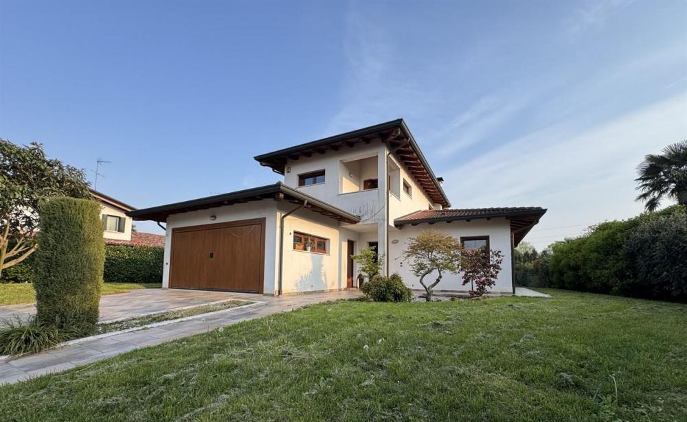 casa indipendente in vendita a Cordenons