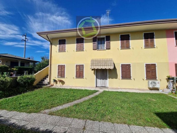 casa indipendente in vendita a Cordenons