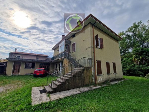 casa indipendente in vendita a Cordenons