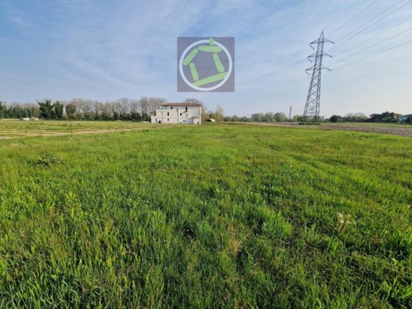 terreno agricolo in vendita a Cordenons