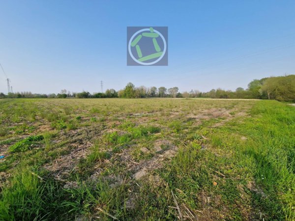terreno agricolo in vendita a Cordenons