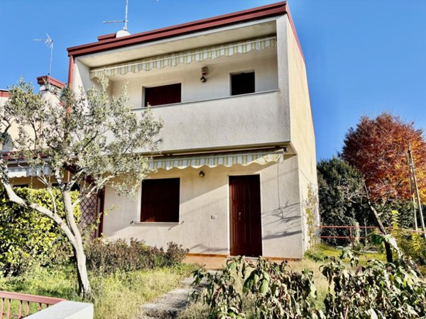 casa indipendente in vendita a Cordenons