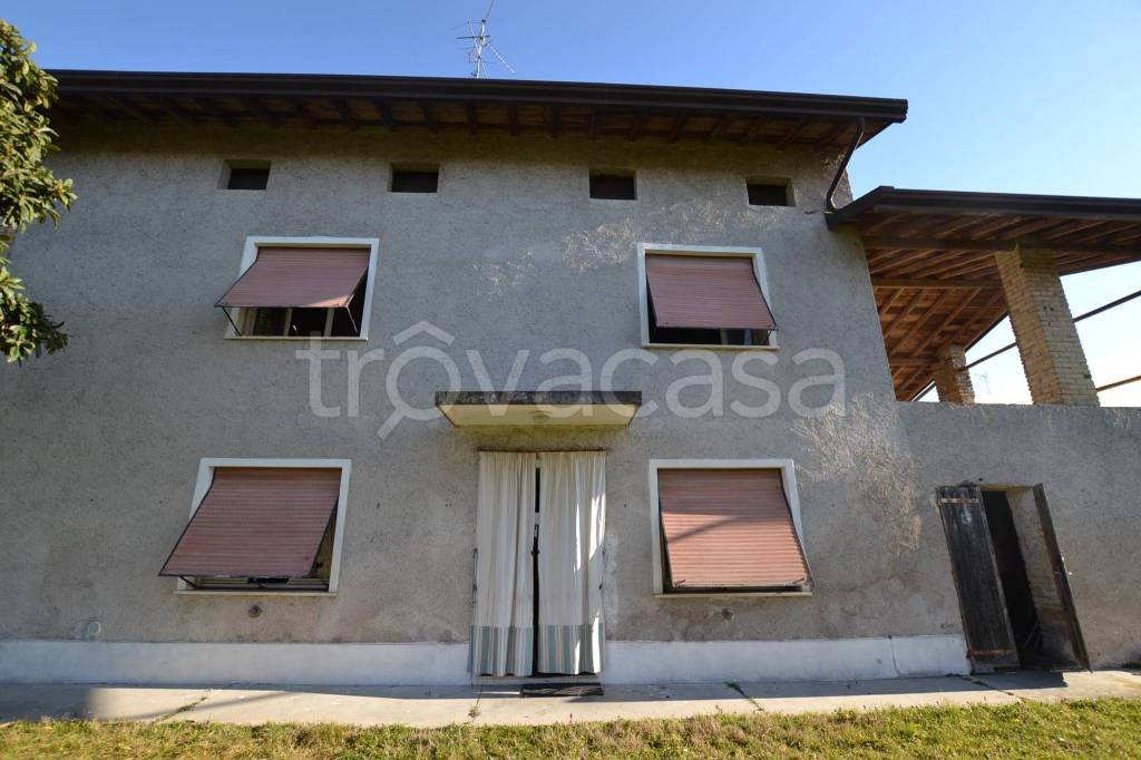 casa indipendente in vendita a Cordenons