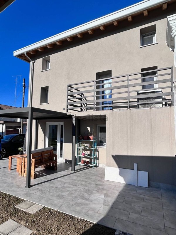 pentavano in vendita a Cordenons