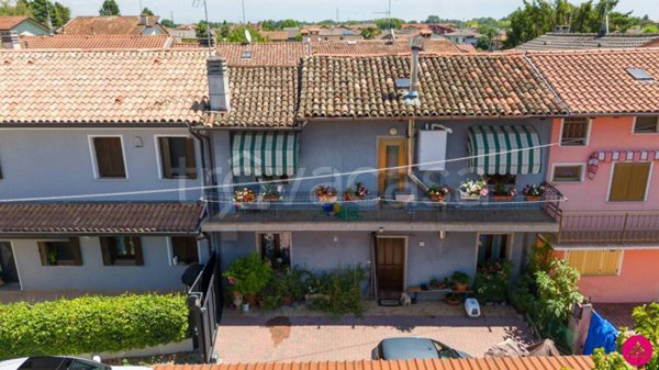 casa indipendente in vendita a Cordenons