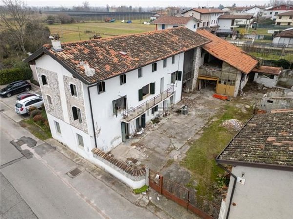 casa indipendente in vendita a Cordenons