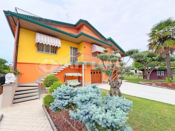 casa indipendente in vendita a Cordenons