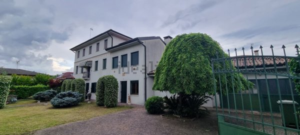 casa indipendente in vendita a Cordenons