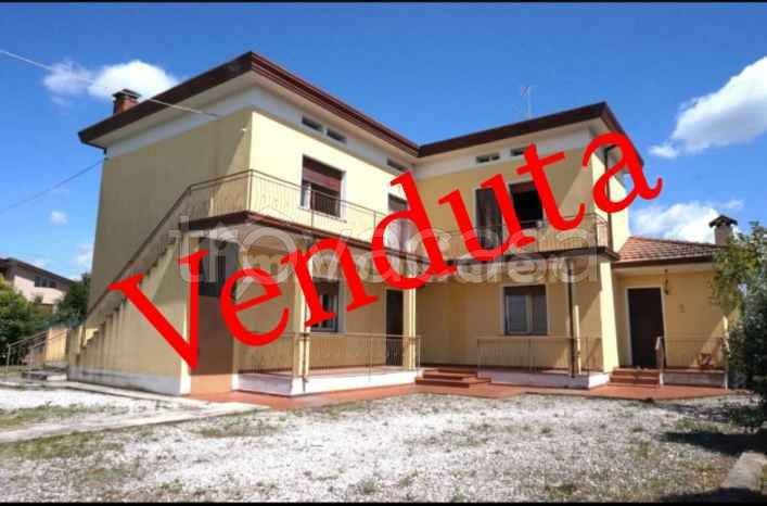 casa indipendente in vendita a Cordenons