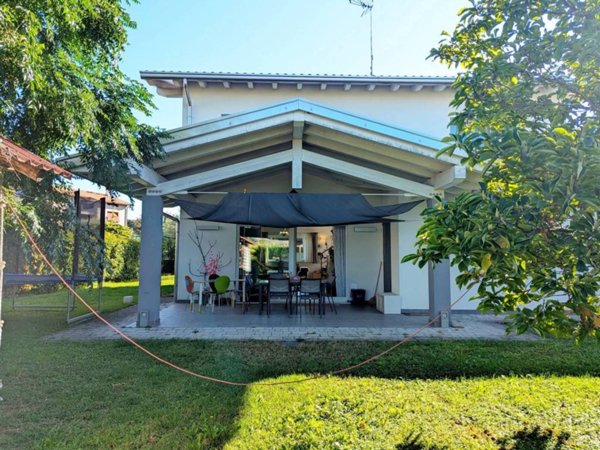 casa indipendente in vendita a Cordenons