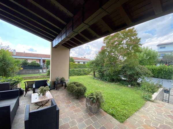 casa indipendente in vendita a Cordenons