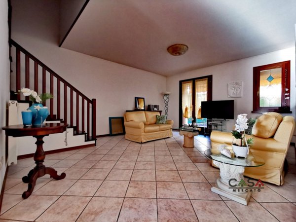 casa indipendente in vendita a Cordenons