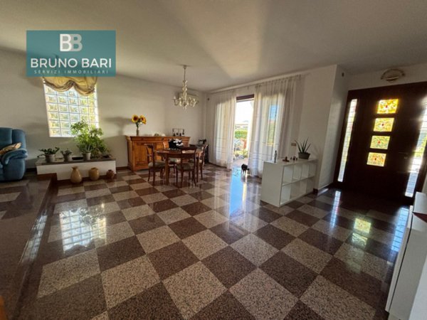 casa indipendente in vendita a Cordenons