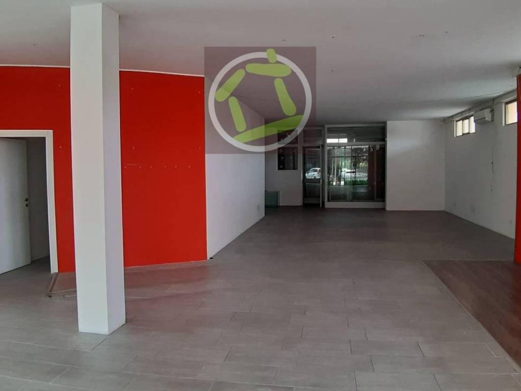 negozio in vendita a Cordenons