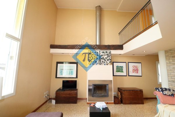 casa indipendente in vendita a Cordenons