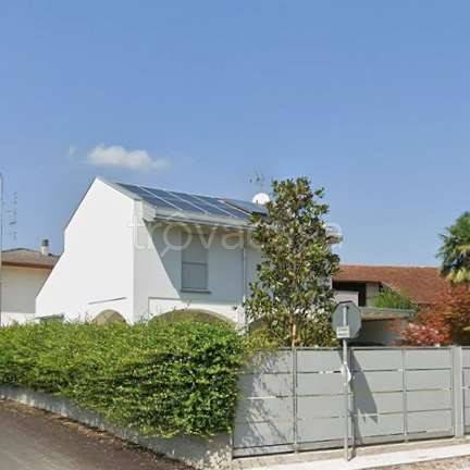 casa indipendente in vendita a Cordenons