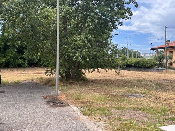 casa indipendente in vendita a Cordenons