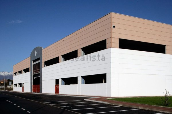 locale di sgombero in vendita a Cordenons