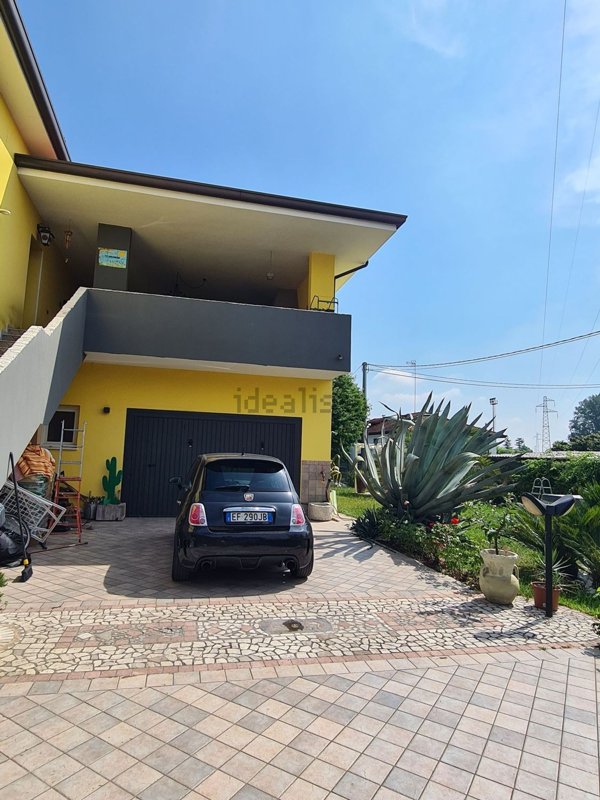 casa indipendente in vendita a Cordenons