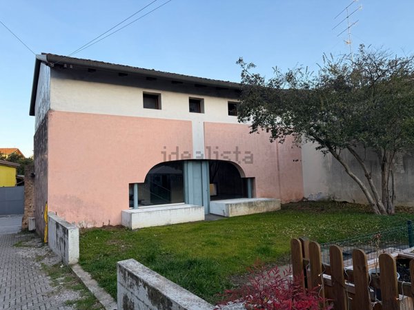 pentavano in vendita a Cordenons