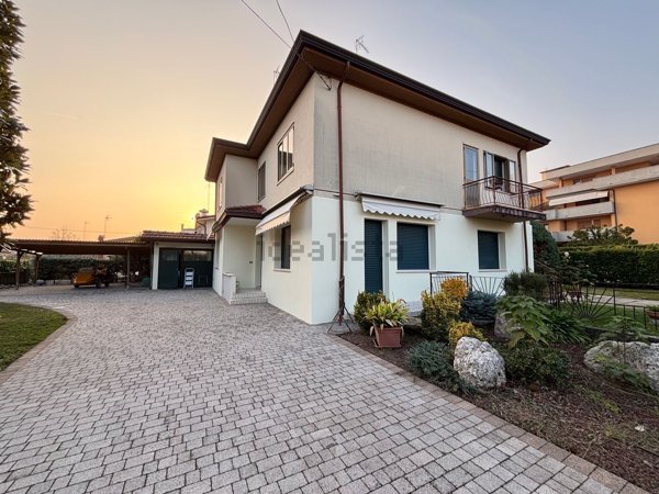 casa indipendente in vendita a Cordenons