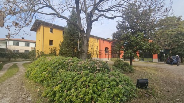 casa indipendente in vendita a Cordenons