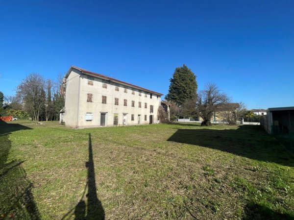 casa indipendente in vendita a Cordenons