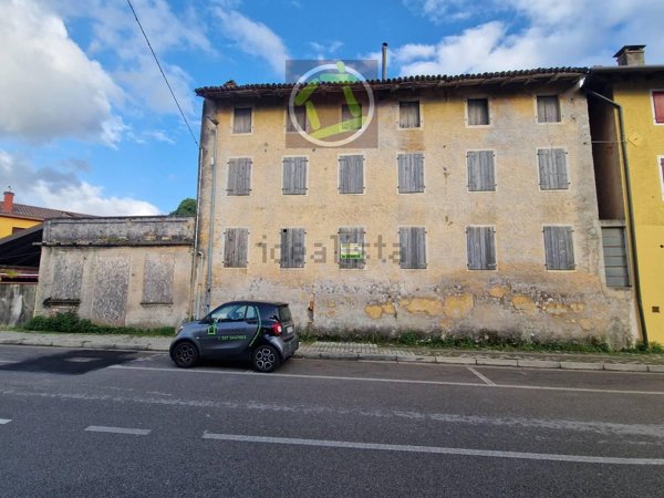 casa indipendente in vendita a Cordenons