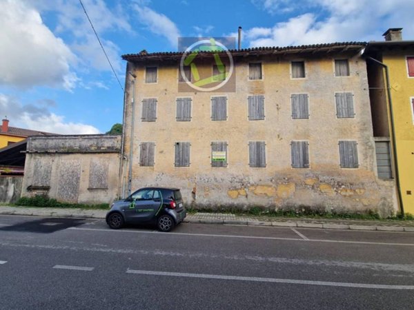 casa indipendente in vendita a Cordenons