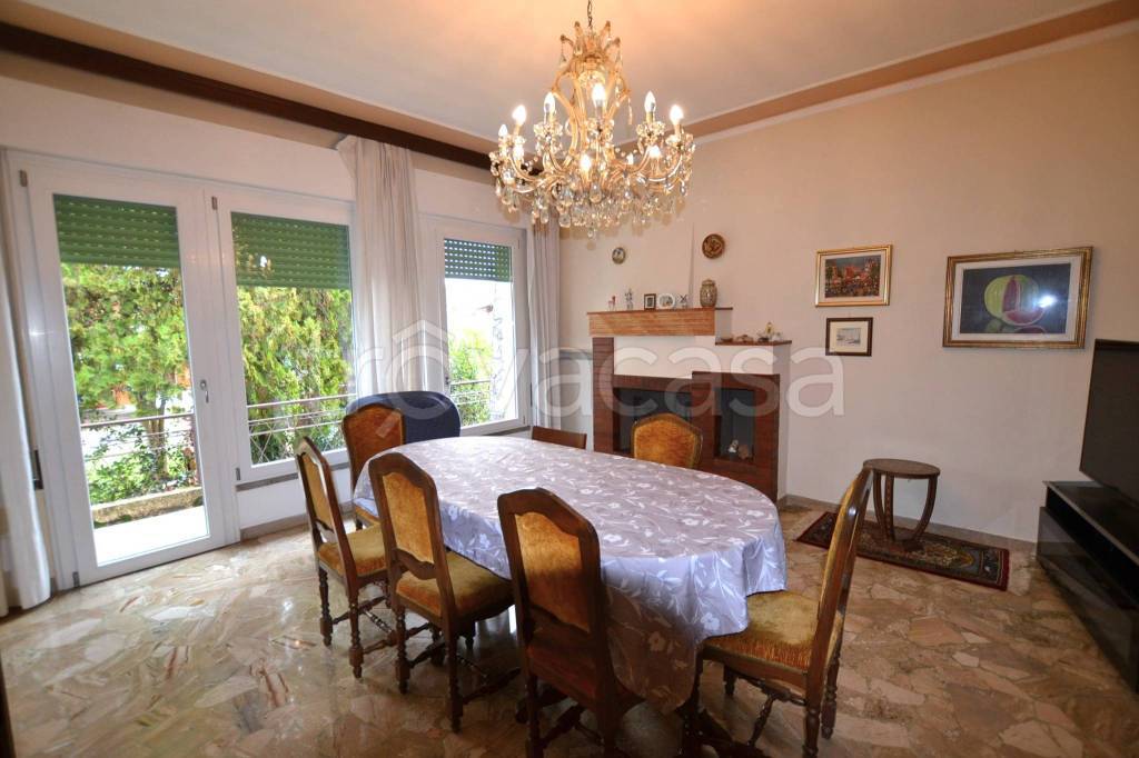 casa indipendente in vendita a Cordenons