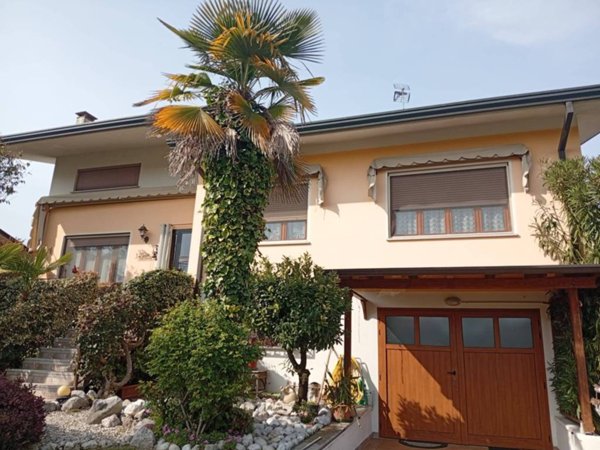 casa indipendente in vendita a Cordenons
