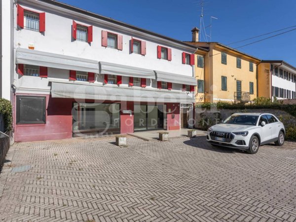 casa indipendente in vendita a Cordenons