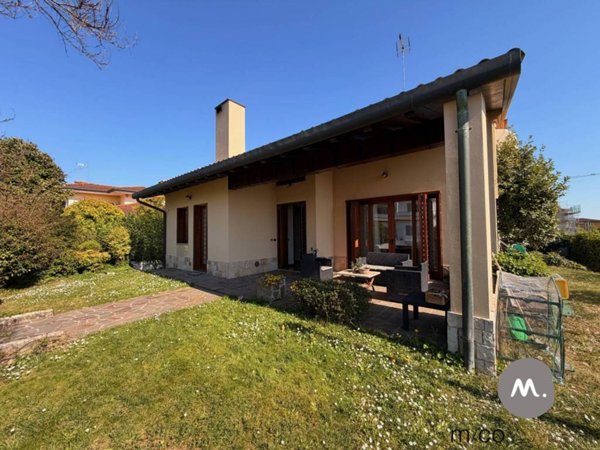 casa indipendente in vendita a Cordenons