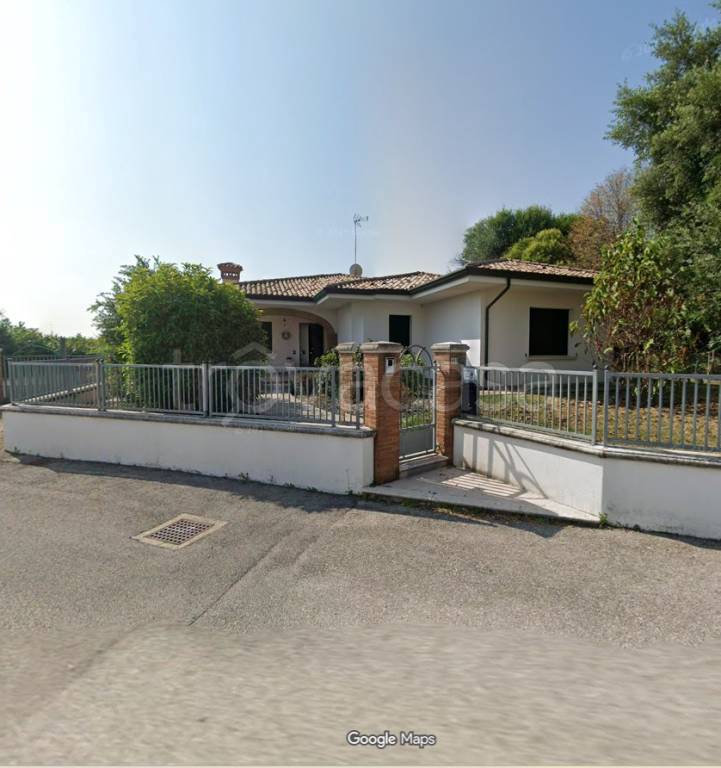 casa indipendente in vendita a Cordenons
