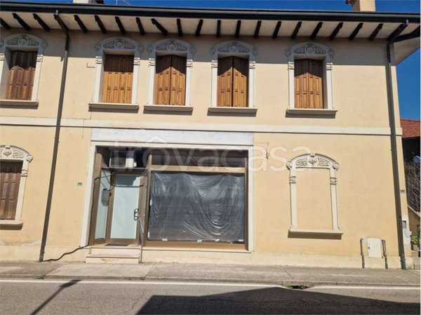 negozio in vendita a Cordenons