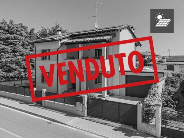casa indipendente in vendita a Cordenons