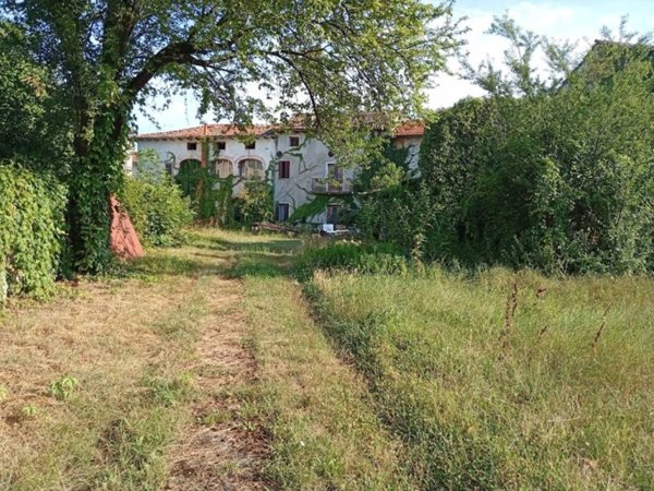 casa indipendente in vendita a Cordenons