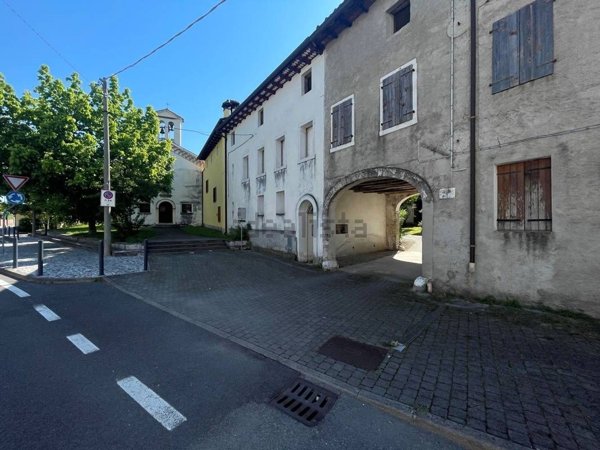 casa indipendente in vendita a Cordenons