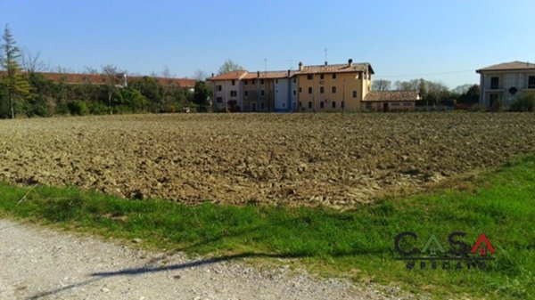 terreno in vendita a Cordenons