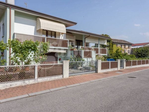 casa indipendente in vendita a Cordovado