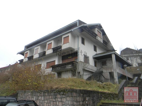 casa indipendente in vendita ad Erto e Casso in zona Erto